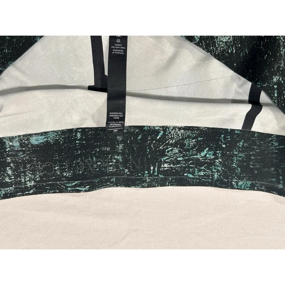 Lululemon Live In Practice Men's 38 Athletic Shorts‎ Black/Green Lace Up